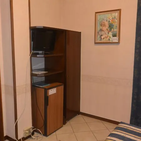 Italia Hotel 3*