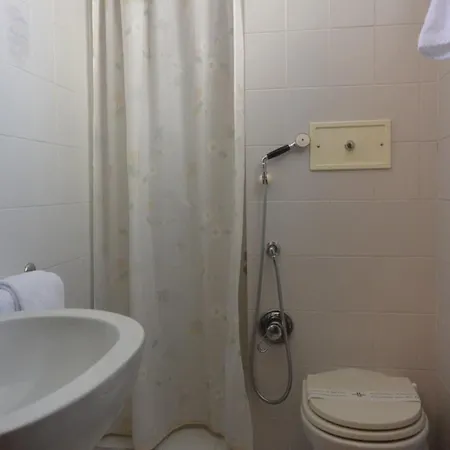 Italia Hotel 3*