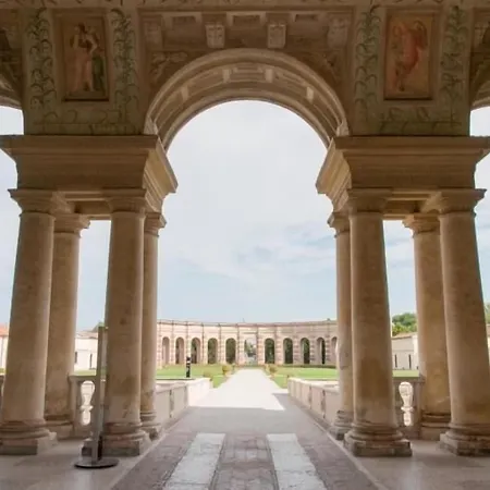 Italia 3*